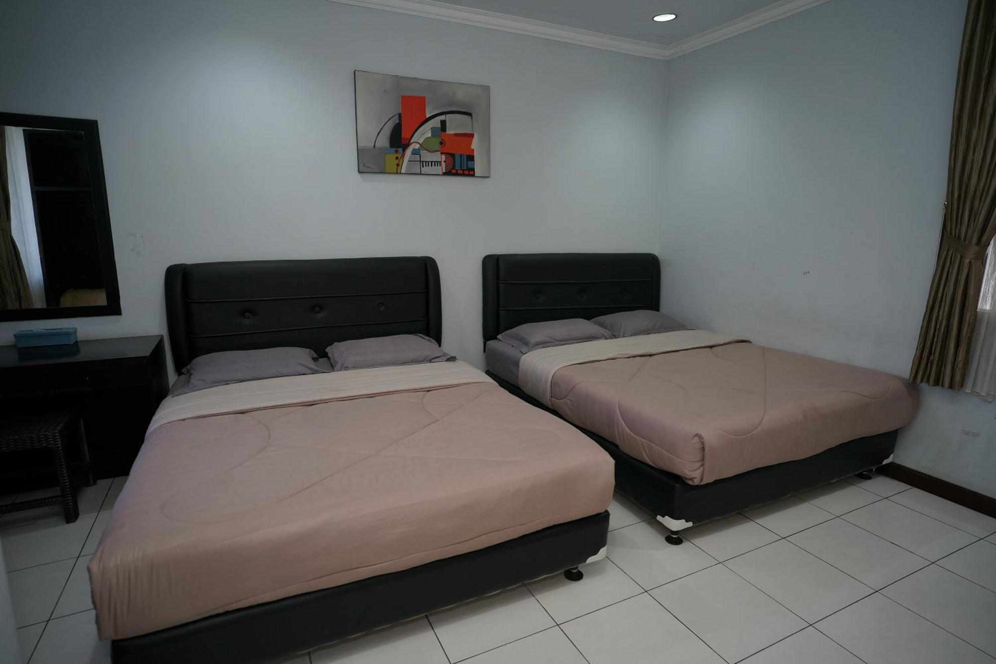 Hotel Puri Pangalengan Pengalongan Εξωτερικό φωτογραφία