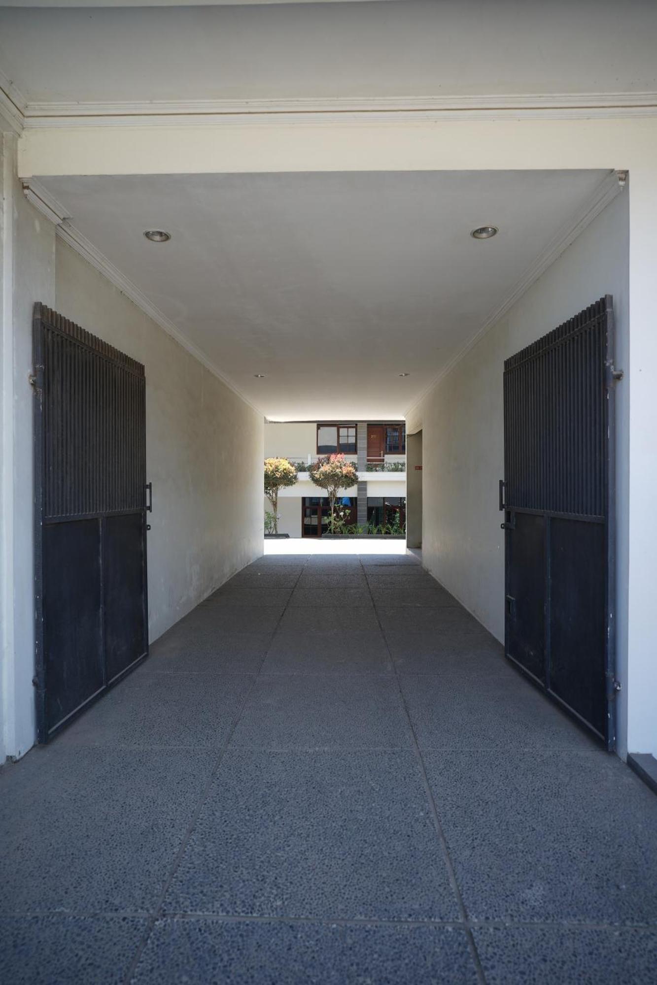 Hotel Puri Pangalengan Pengalongan Εξωτερικό φωτογραφία