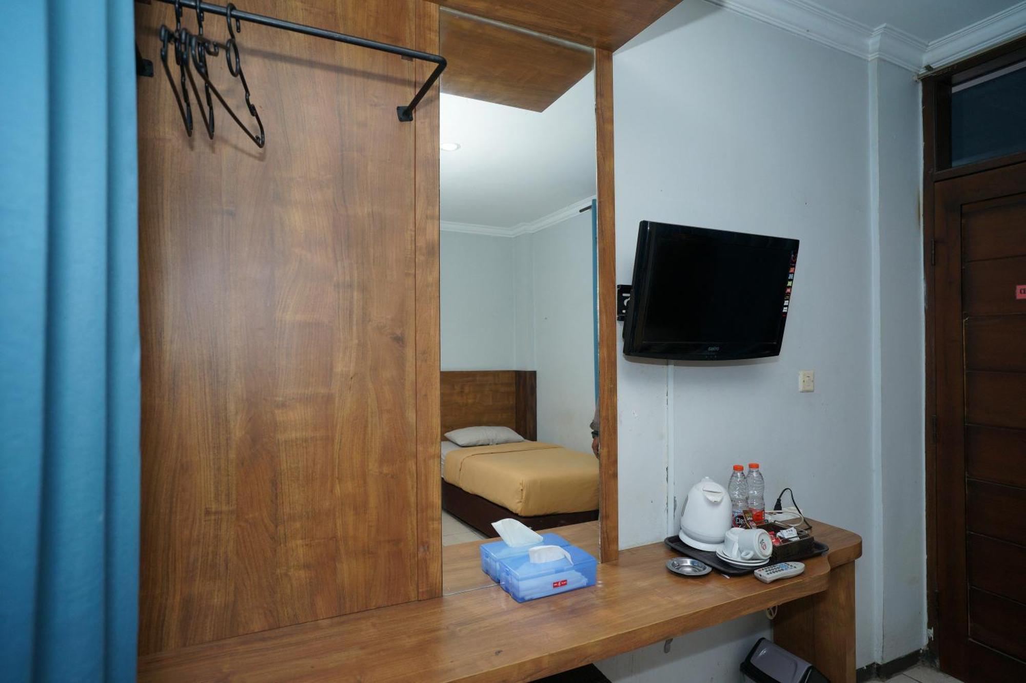 Hotel Puri Pangalengan Pengalongan Εξωτερικό φωτογραφία